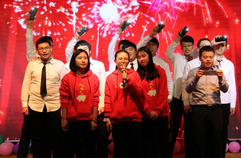 相親相愛(ài)一家人